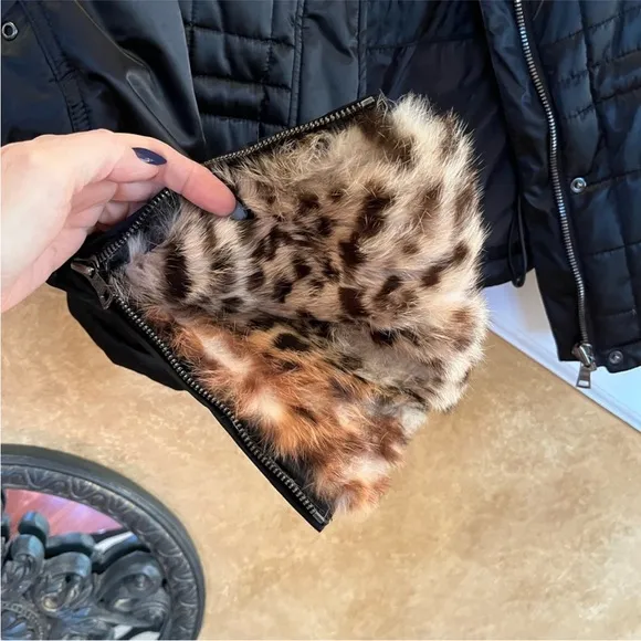 🦋ANDREW MARC Thermore Black PufferJacket W/Faux Leopard Fur at Collar and Cuffs