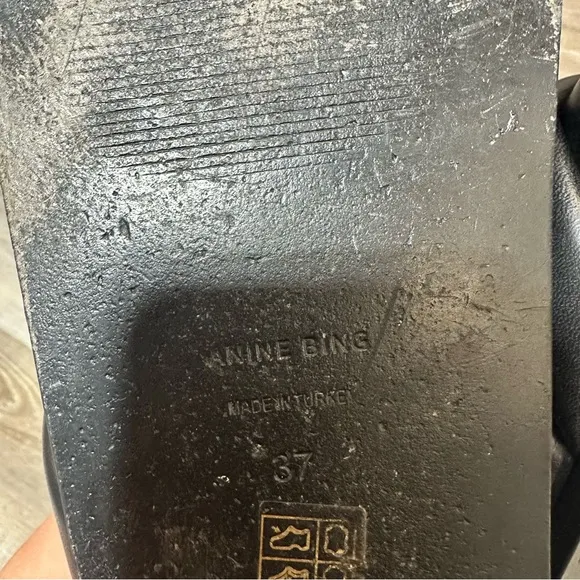 Anine Bing Lizzie slides 37
