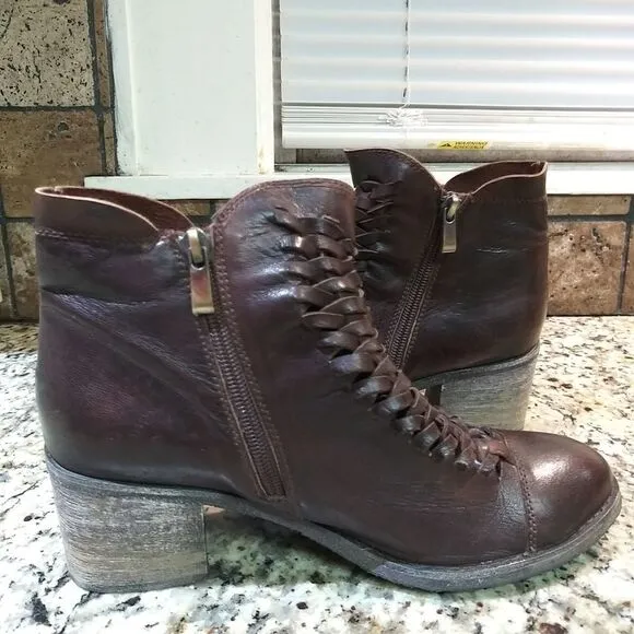 Antelope 636 Ankle Boots