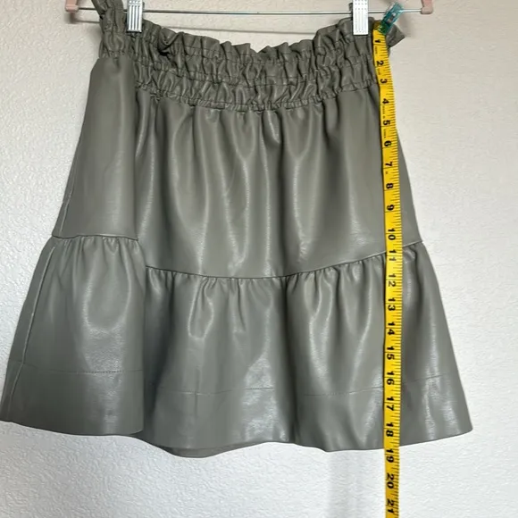 Anthropology The Somerset Mini Skirt: Faux Leather Edition medium