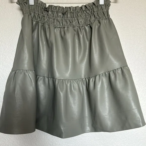 Anthropology The Somerset Mini Skirt: Faux Leather Edition medium