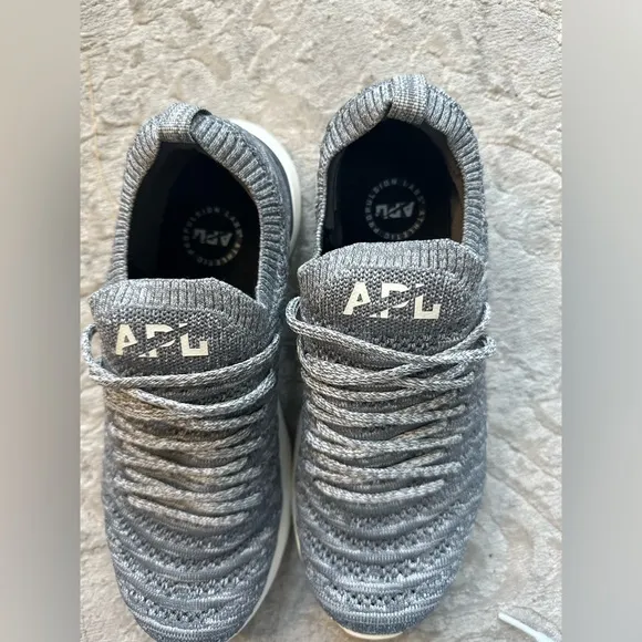 APL Athletic Propulsion Labs Techloom Wave Gray Knit Sneakers Size 7.5