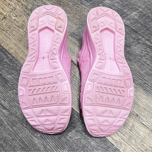 APL Breast Cancer Awareness Techloom Wave Sneakers Size 9