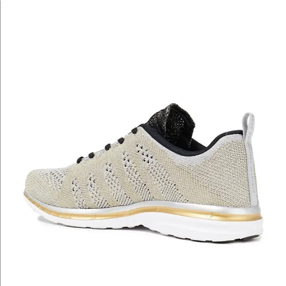 Apl Metallic Athletic Proloom Sneakers Athletic Jog Walk  Sz 7.5