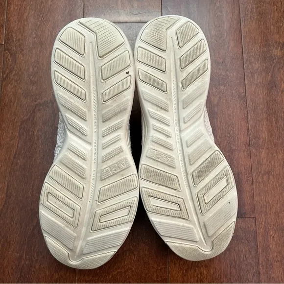 APL “Techloom Phantom” Men’s Knit Sneakers, Off White/Ivory, Size 10