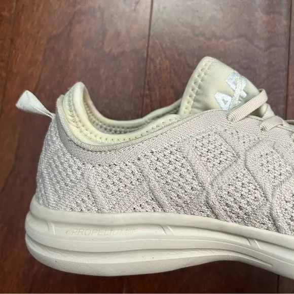 APL “Techloom Phantom” Men’s Knit Sneakers, Off White/Ivory, Size 10