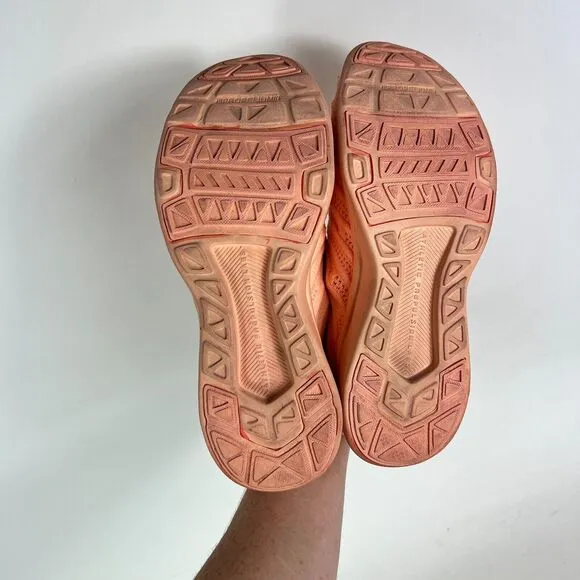 APL Techloom Wave W Sneakers Women's 8 Peach Knit Athletic Running Shoes 1219XC