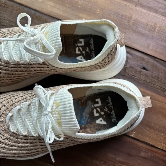 APL Women's TechLoom Zipline Champagne/ Bronze Metallic Athletic Sneakers Size 6