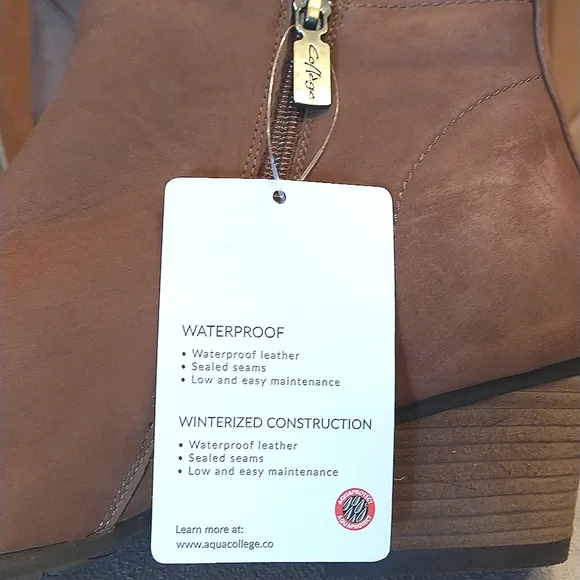 Aqua College Waterproof Leather Ankle Boots Sz 10 Wide NIB