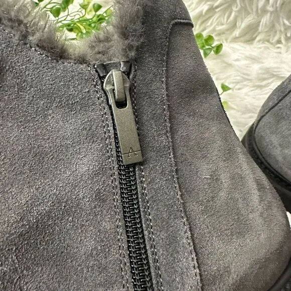 AQUATALIA Women’s Gray Suede Ankle Boots Side Zip Fur lined comfy size 9