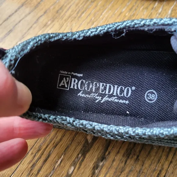 Arcopedico Knit Sneakers Nylon Uppers Cushioned Insoles Gray Sz.38 Lace up Light