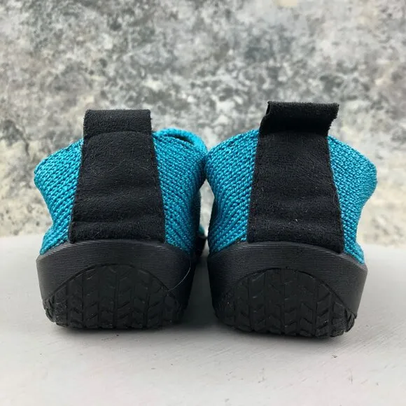 Arcopedico NWOT Women's Size 39 (8-8.5) LS Turquoise Blue Knit Lace-Up Shoes