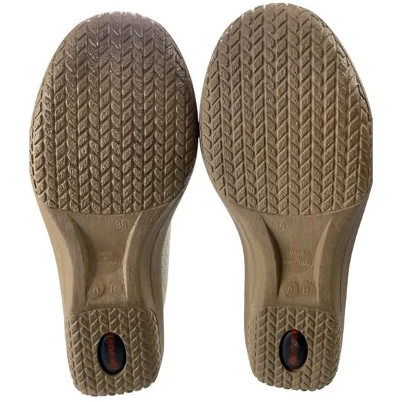 Arcopedico Women's LS Beige Knit Comfort Sneakers Size EU 38/US 7-7.5 EUC