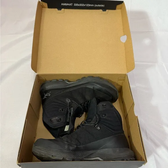 Arc’teryx Aerios AR MID GTX Men’s Boots (size US9)