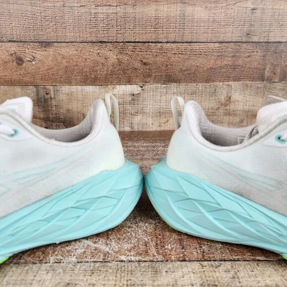 Asics Novablast 4 Women's Size 9.5 White Mint Athletic Walk Running Gym Sneakers