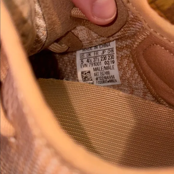 Authentic Adidas Yeezy Boost 350 V2 Clay Sneakers