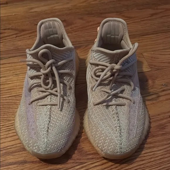 Authentic Adidas Yeezy Boost 350 V2 Clay Sneakers