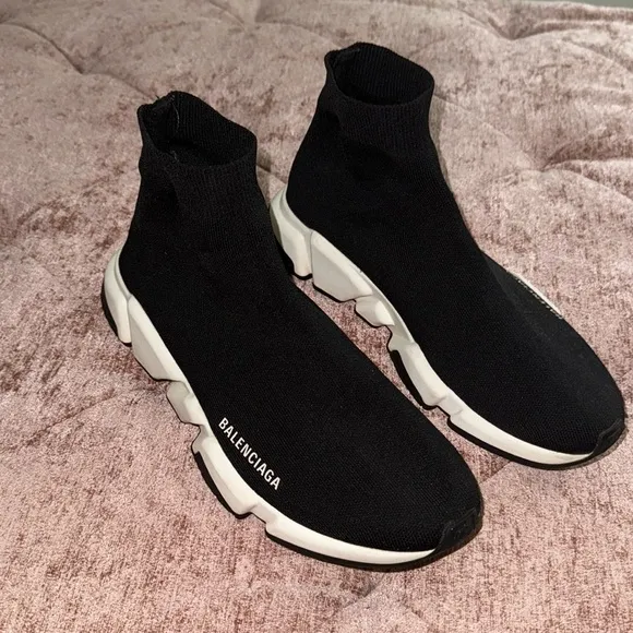 AUTHENTIC BalenciagaSpeed Recycled Knit Sneakers