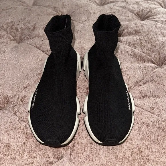 AUTHENTIC BalenciagaSpeed Recycled Knit Sneakers