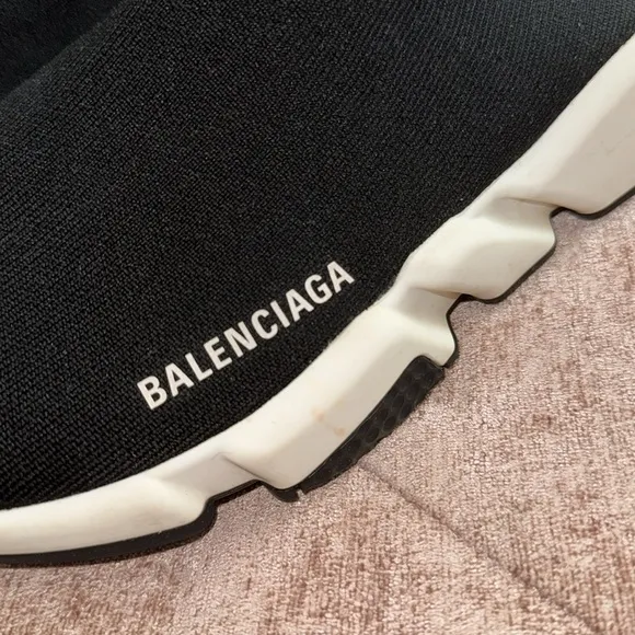 AUTHENTIC BalenciagaSpeed Recycled Knit Sneakers