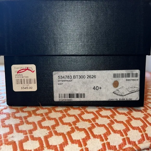 AUTHENTIC YSL SLIDES