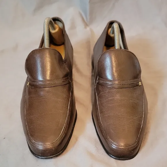 Bally 8.5 EE Brown Leather Loafers Slip-On Elegance