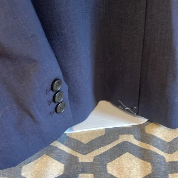 Banana Republic Long and Lean-Fit Washable Italian Wool Blend Blazer- Navy Blue
