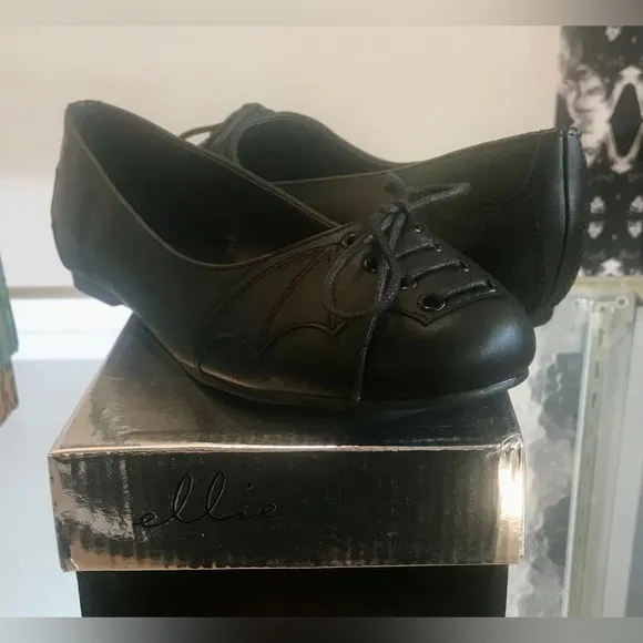 🦇Batty Bat Wing Flats Black🦇-Brand New In Box