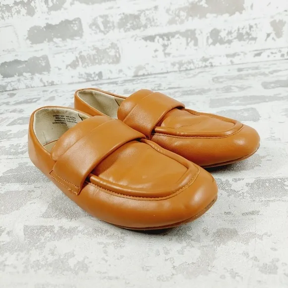 BC Born in California Faux Leather Square Toe Slip On Tan Flats A383