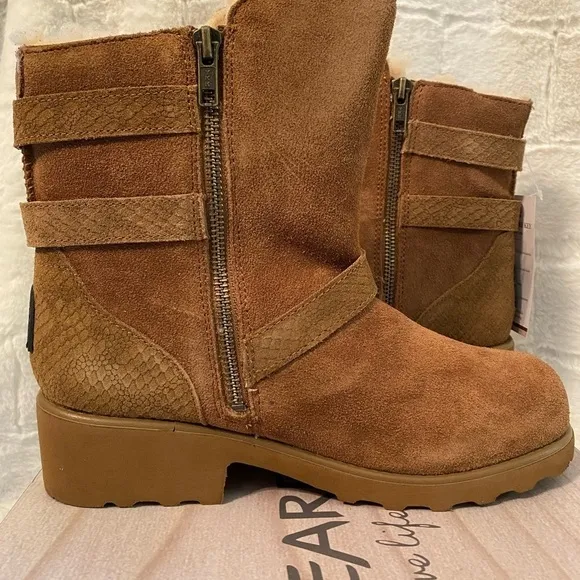 BEARPAW Lucy SuedeSheepskin Moto Boot with NeverWet-Size 8. Hickory New