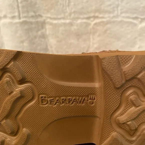 BEARPAW Lucy SuedeSheepskin Moto Boot with NeverWet-Size 8. Hickory New