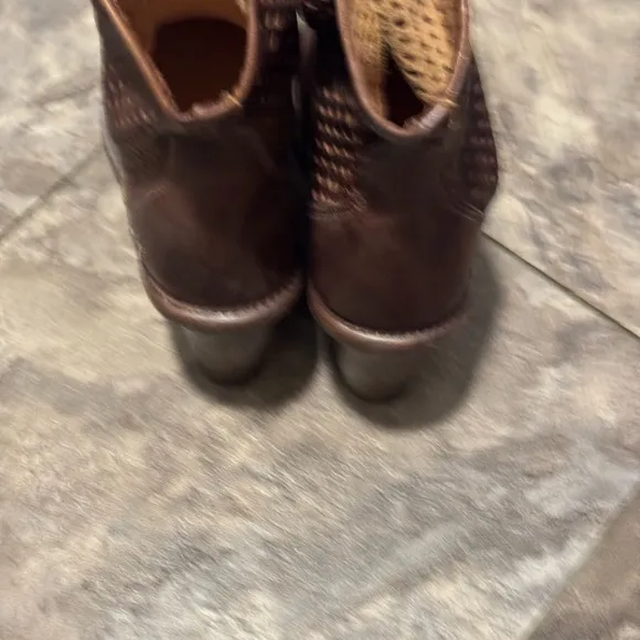 Bed Stu Ducchess Perforated Brown Ankle Boots Sz 8.5