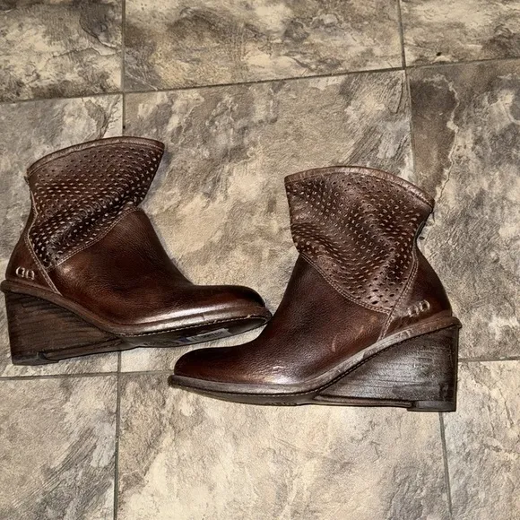 Bed Stu Ducchess Perforated Brown Ankle Boots Sz 8.5