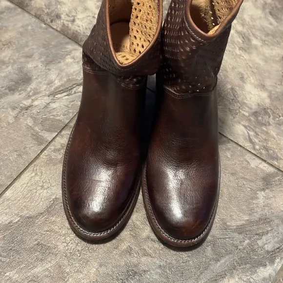 Bed Stu Ducchess Perforated Brown Ankle Boots Sz 8.5