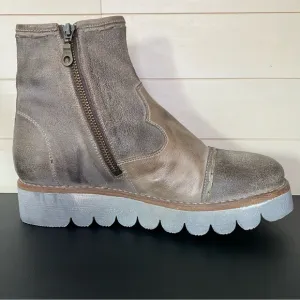 BedStu Cobbler Boots Taupe Leather Women's Size 9 Shoes Zip Ankle Booties