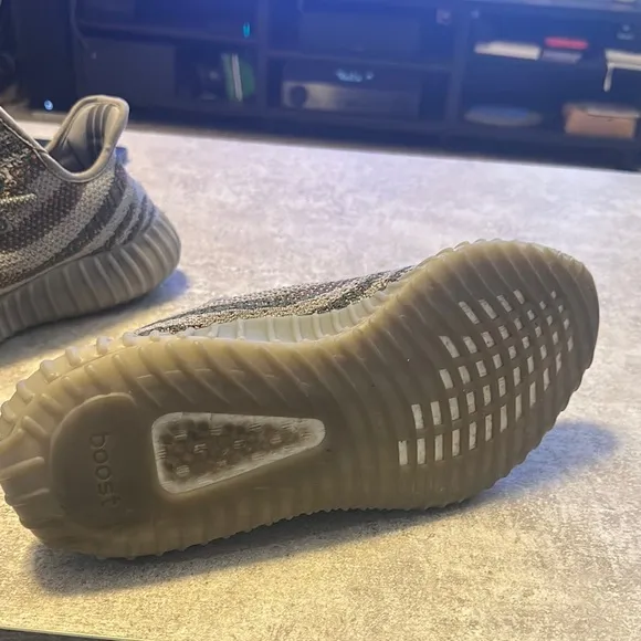 Beluga Reflective Yeezy Boost 350 V2 Sneakers