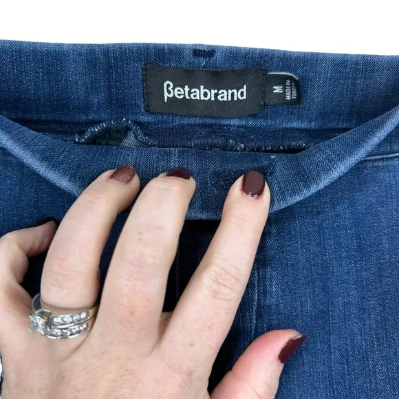 Betabrand Signature Mid-Rise Denim Bootcut Jeans Pull-on Elastic Waist Size M