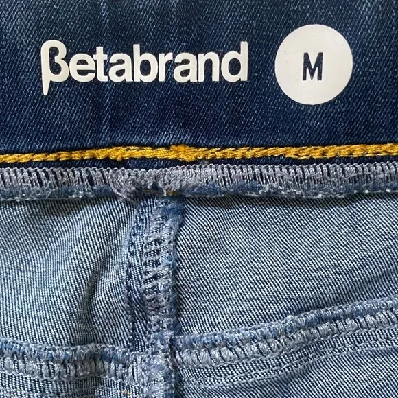 Betabrand Size 28 M 4 Pocket Mid Rise Fitted Boot Cut Yoga Pull On Denim