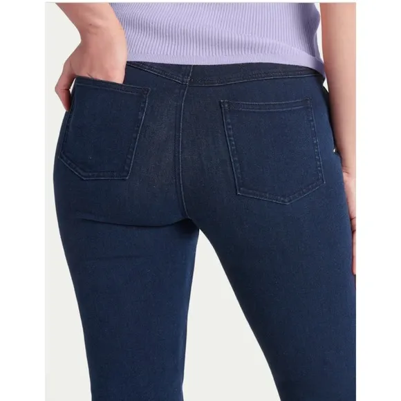 Betabrand Straight-Leg 4-Pocket Yoga Denim Jeans in Dark Indigo