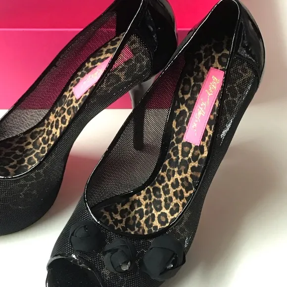 Betsey Johnson fishnet rose crystal heels pumps sexy goth punk prom vintage 10