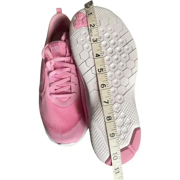 Big Girl’s Sneakers Size 7Y Nike Flex Experience RN 8 Grade School Pink