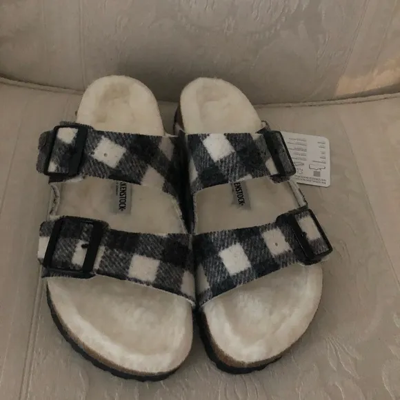 Birkenstock Arizona shearling slides women size 7