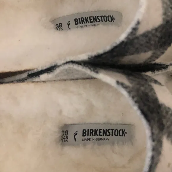 Birkenstock Arizona shearling slides women size 7