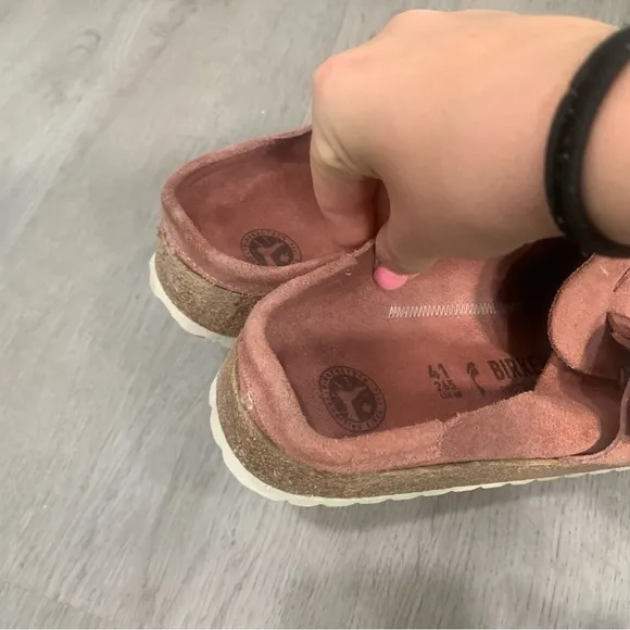 Birkenstock Clog Slides Buckley in Pink Clay Suede