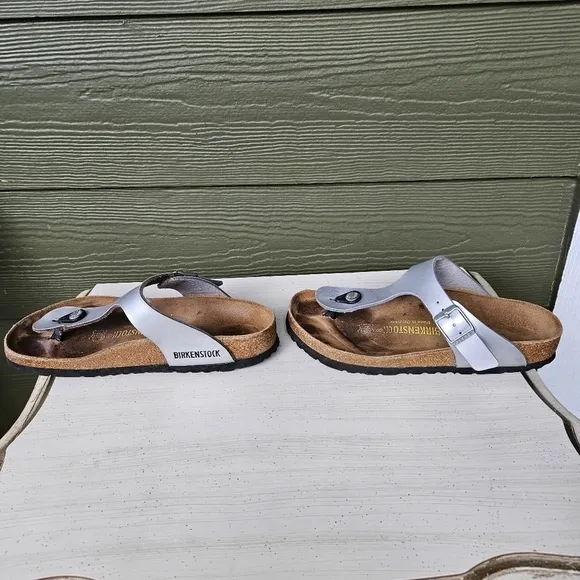 BIRKENSTOCK Gizeh Thongs Sandals Silver Buckle Shoes Slides Women's Size EU 36