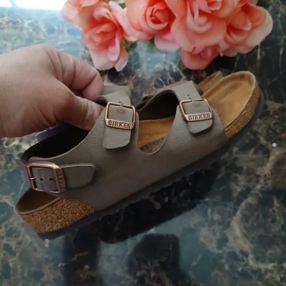 Birkenstock Roma BirkyBuc Sandals Size 33 EU For Girls