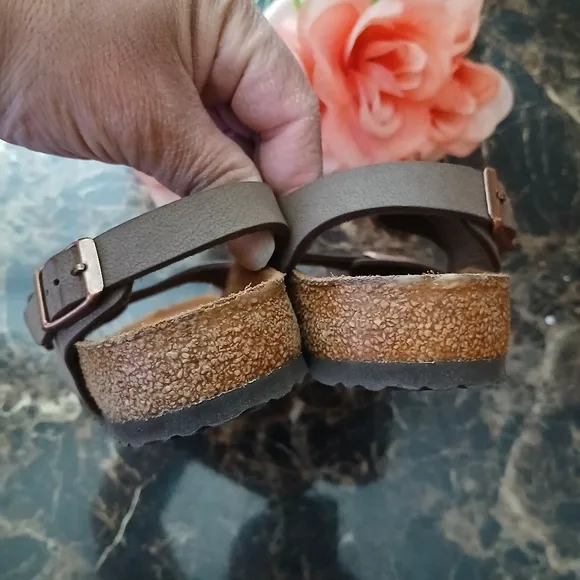 Birkenstock Roma BirkyBuc Sandals Size 33 EU For Girls
