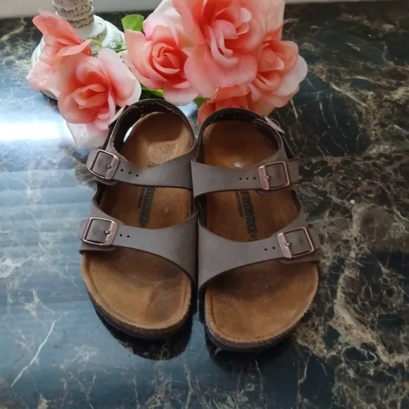 Birkenstock Roma BirkyBuc Sandals Size 33 EU For Girls