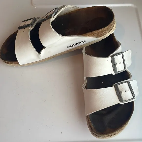 Birkenstock white sandals Arizona double strap size 38 7 1/2 7.5 women slip on