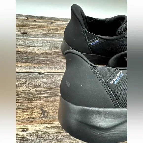 Black Swift-Fit Sneakers Hands Free Shoes Size 12 Washable